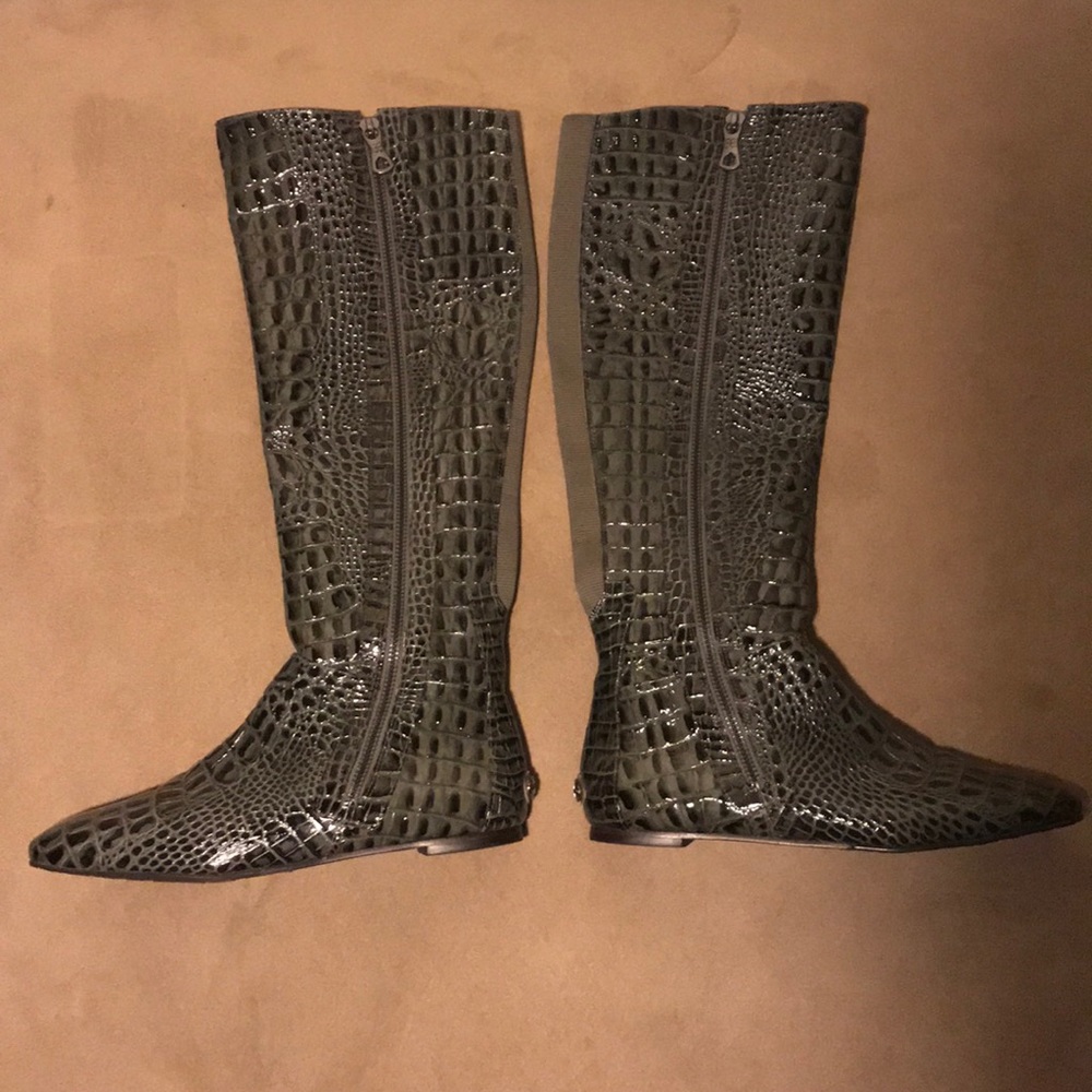 Bcbg boots